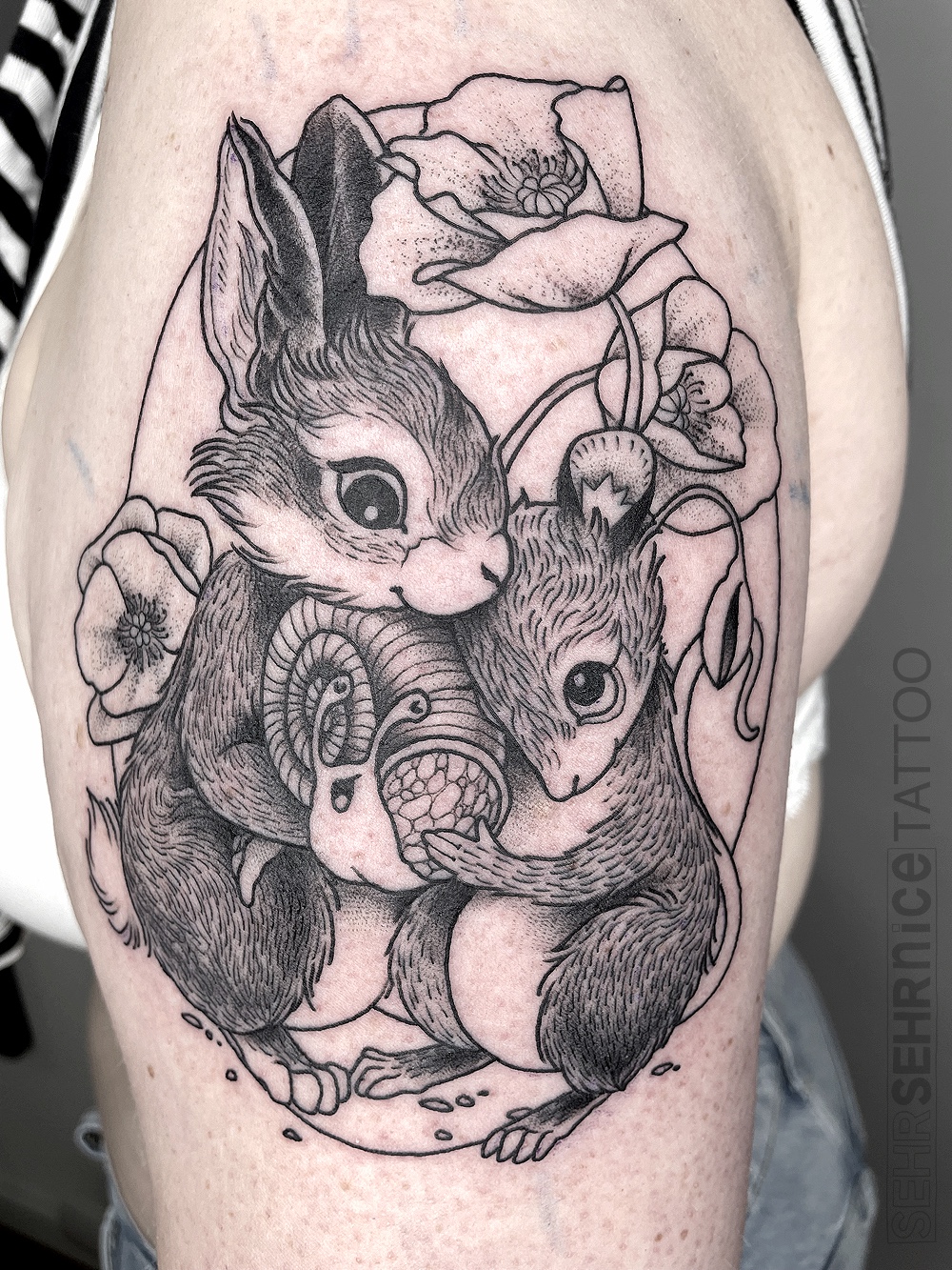 Kaninchen und Maus Tattoo für Paare in Schwarz-Grau